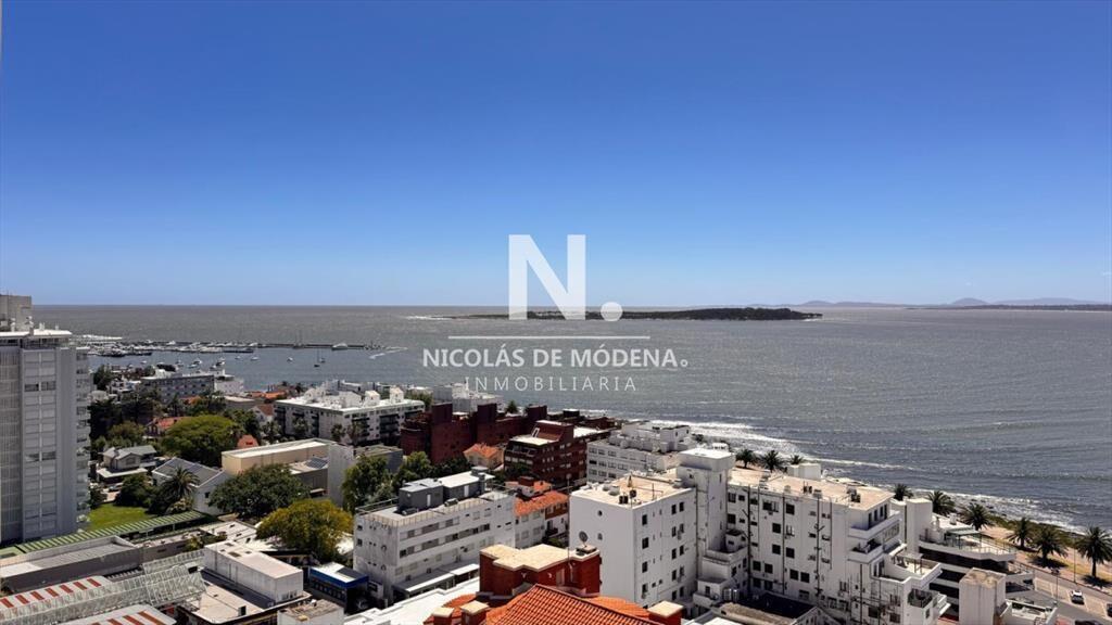 Apto en Torre Gattas -3 dor, 3 Baños, Balcón a