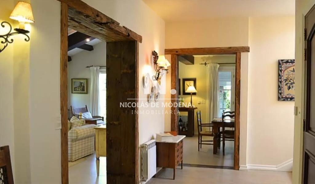 Impecable casa en venta comodo e iluminada.
