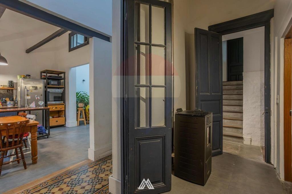 VENTA CASA 3 DORMITORIOS, 3 BAÑOS EN CORDON