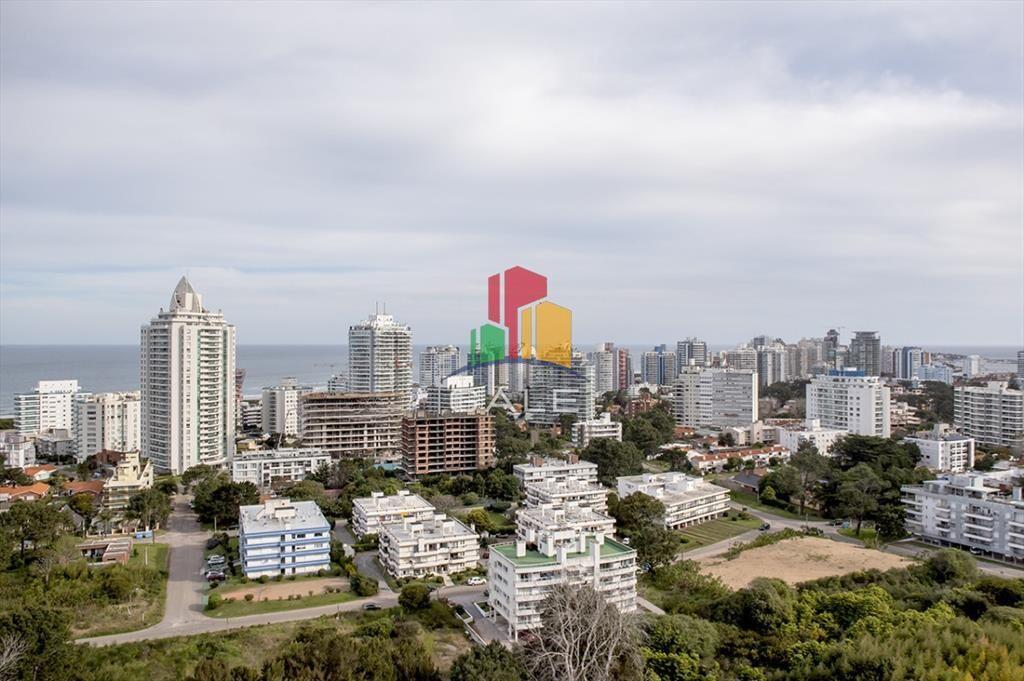 Se vende apartamento en ocean drive II de 3 Punta