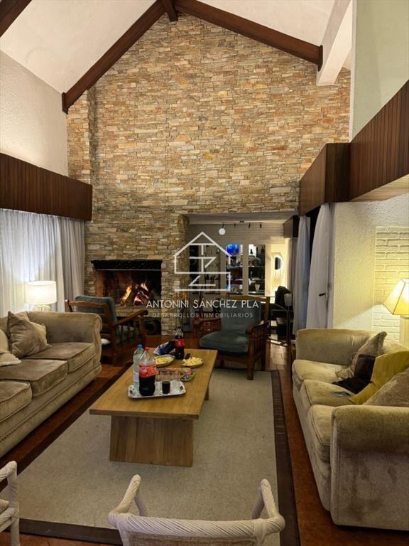 Venta Casa 5 dormitorios Cantegril Punta del Este