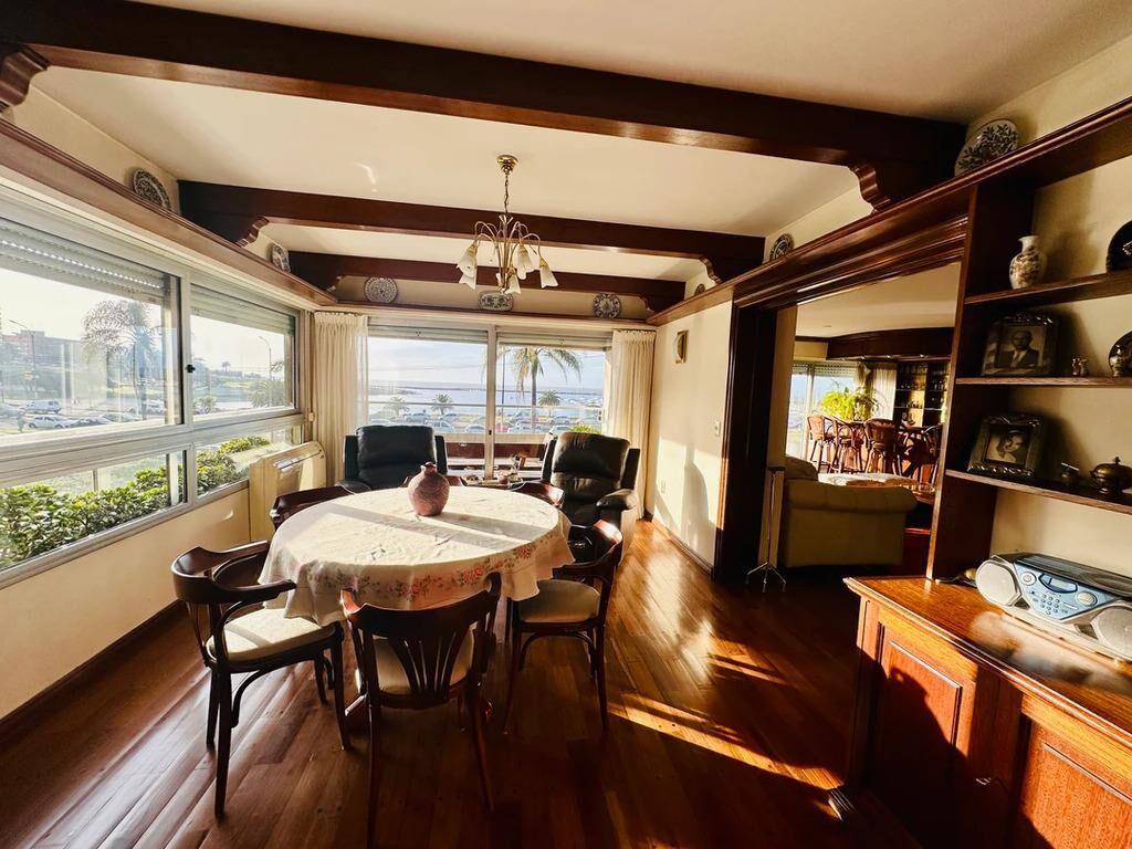 Venta Apartamento 3 Dormitorios y Servicio Completo Garaje D