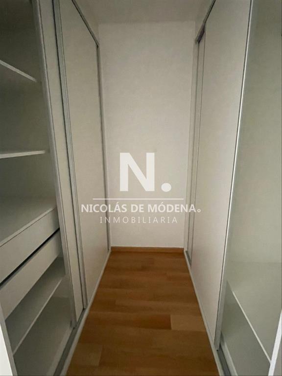 Apartamento de 2 Dormitorios con gg en Pocitos