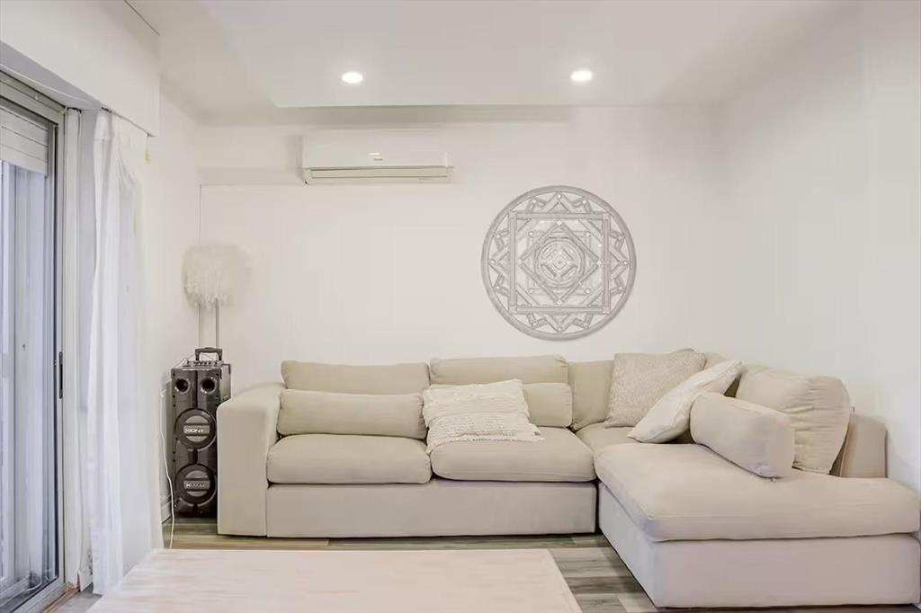 exclusivo Apartamento en venta con vista al mar frente a pl