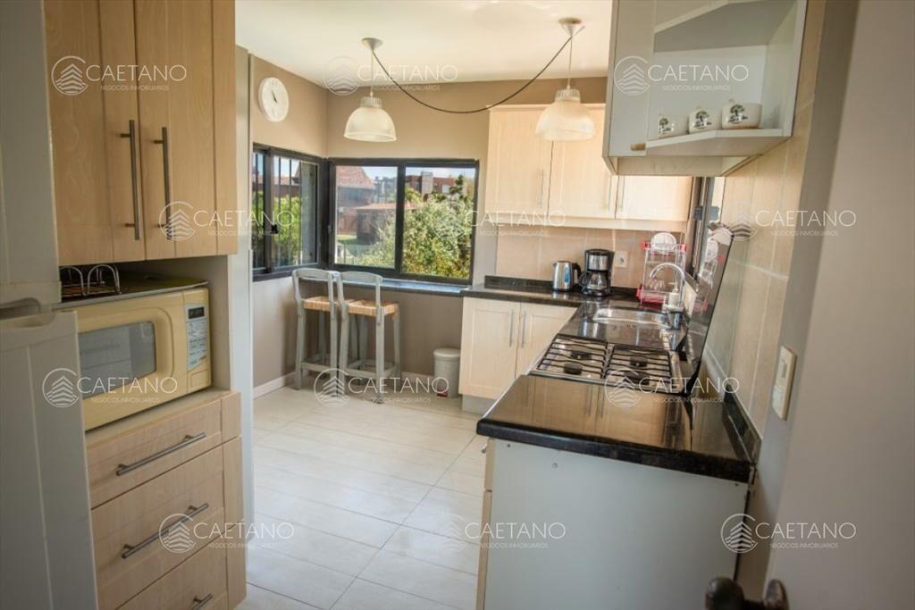 Venta casa 4 dormitorios. El chorro, Manantiales