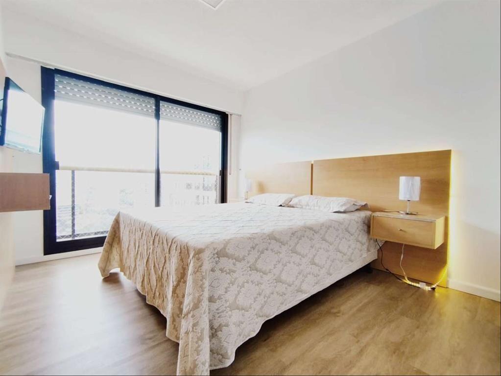 Alquiler Apartamento Amoblado 3 Dormitorios con Garaje - Pu