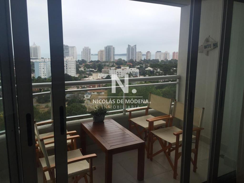 Apartamento de venta de 1 dormitorio y medio en