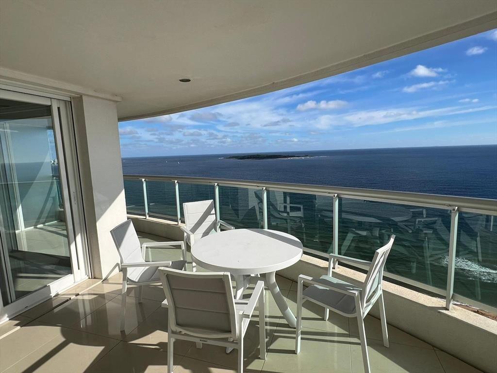 APARTAMENTO VENTA 4 DORMITORIOS PLAYA MANSA