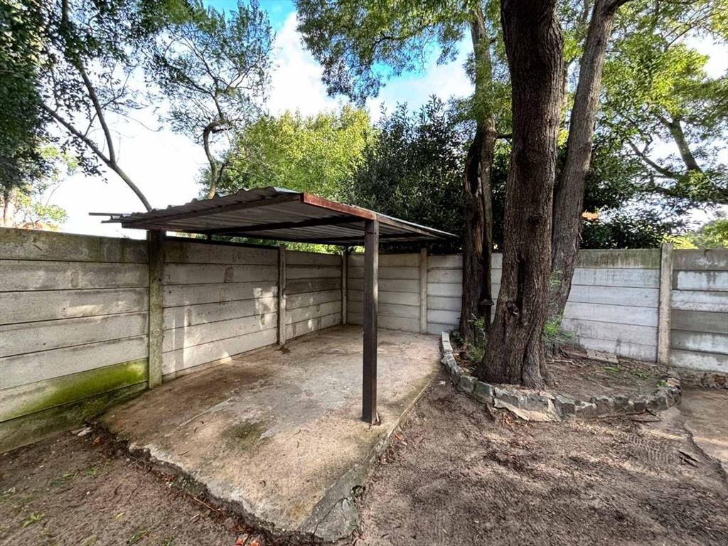 ALQUILER CASA 2 DORMITORIOS Y COCHERA EN SAN LUIS