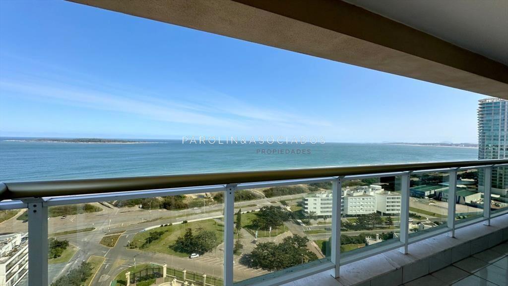 Apartamento en venta en Le Jardin de 3 en suite