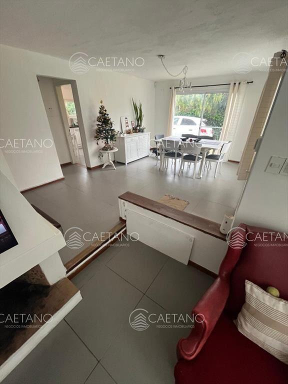 Casa en Venta, 3 Dormitorios Lausana