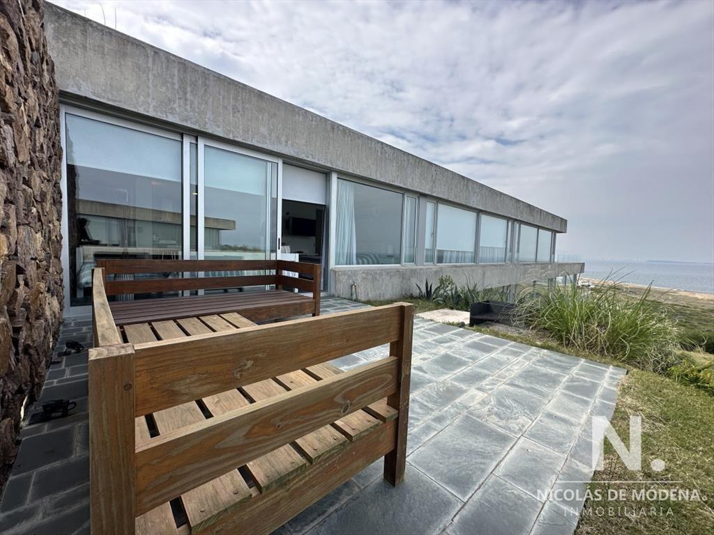 Venta apartamento Punta Ballena con vista al mar