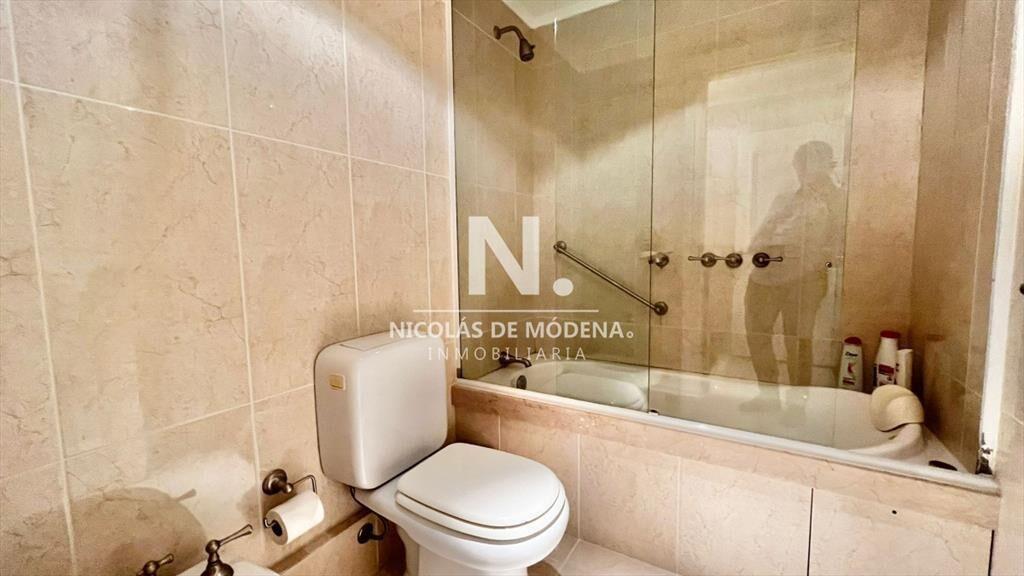 Venta de Hermoso Apartamento de 2 dormitorios en edificio d