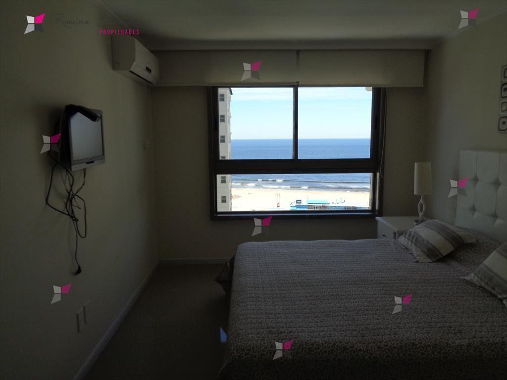 Apartamento en Brava, 2 dormitorios *