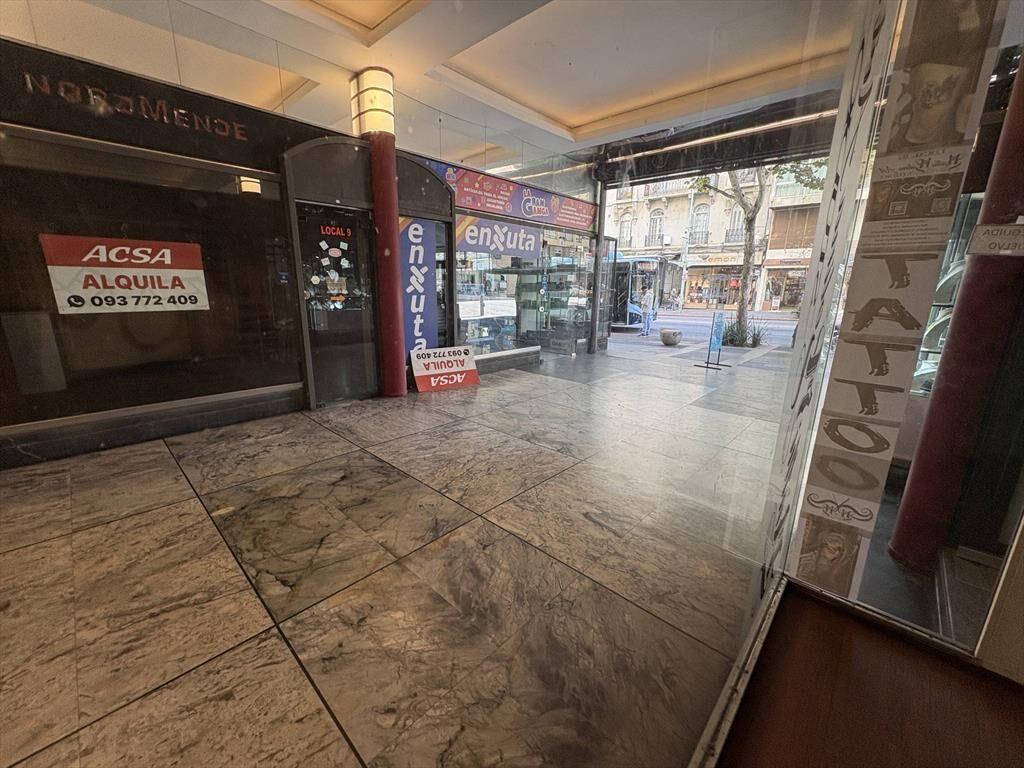 Alquiler - Local Comercial Galería Lapido, Centro - Av. 18 d