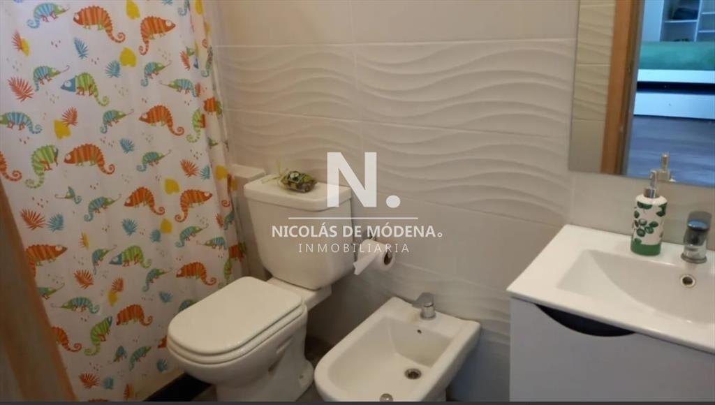 Vende chacra de 4 dormitorios en Barrio privado