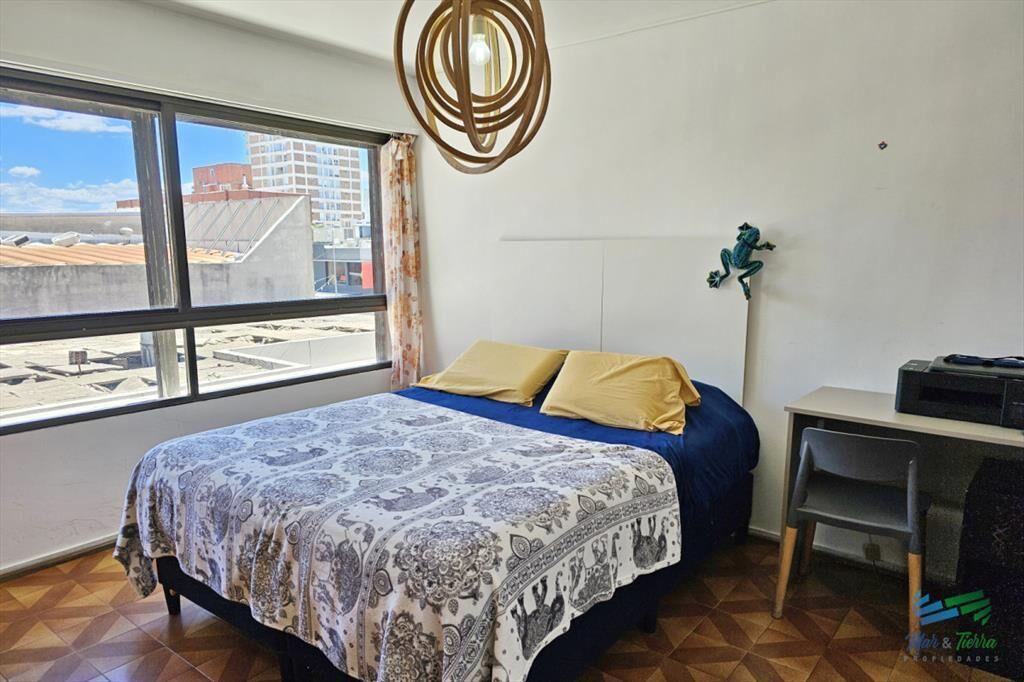 Venta de apartamento con 4 dormitorios 4 baños