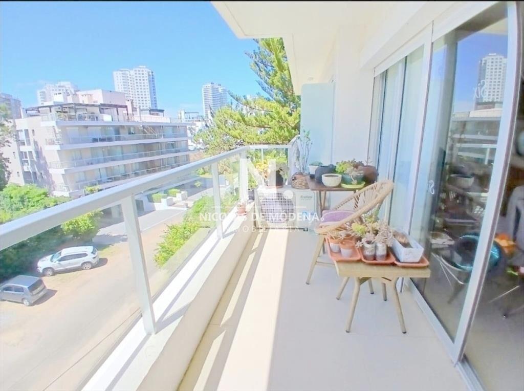 En venta apartamento de 1 dormitorio con terraza