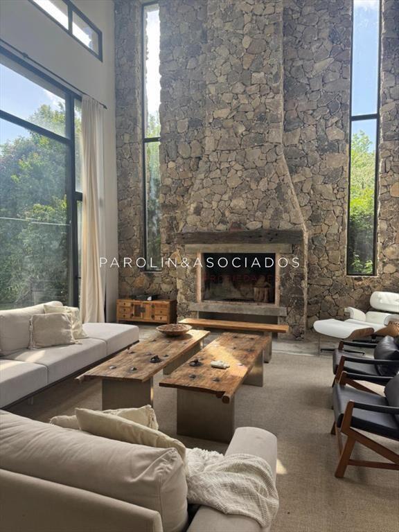 Casa en venta de 4 dormitorios en La Arbolada,