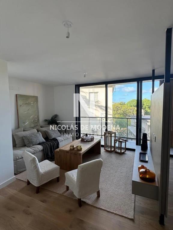 Apartamento de 2 Dormitorios Con Excelente en