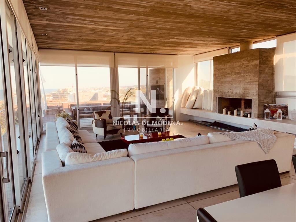 Casa en Venta de 7 dormitorios en Altos del , del