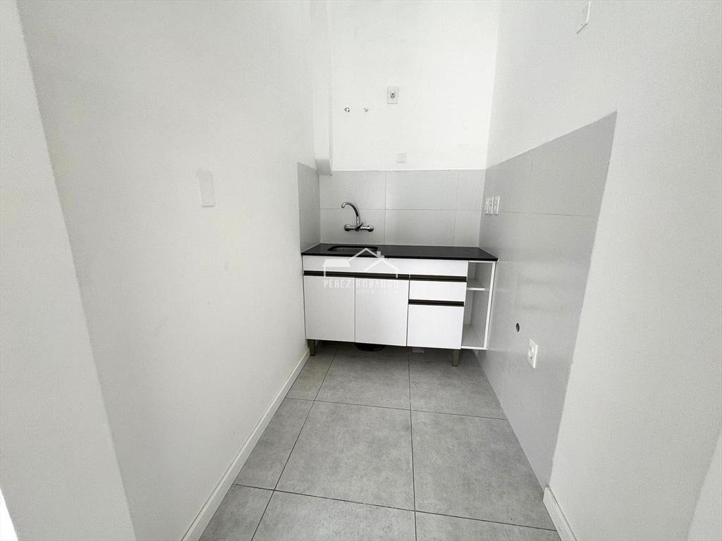 Venta apartamento de 1 dormitorio, planta baja- Carrasco No