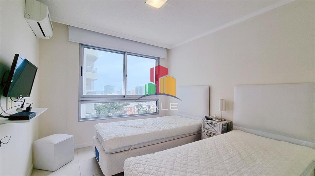 Apartamento en piso Alto en Torre Ocean Drive, 3
