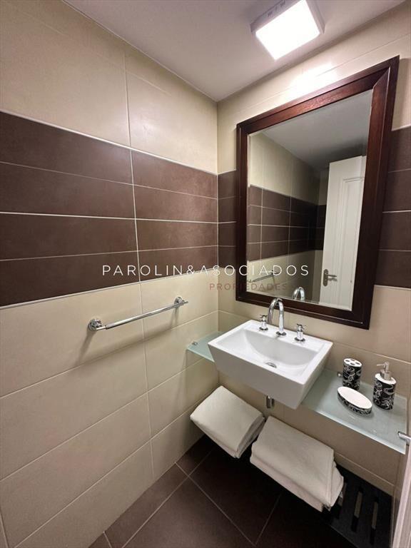 Apartamento dos dormitorios Punta del Este torre