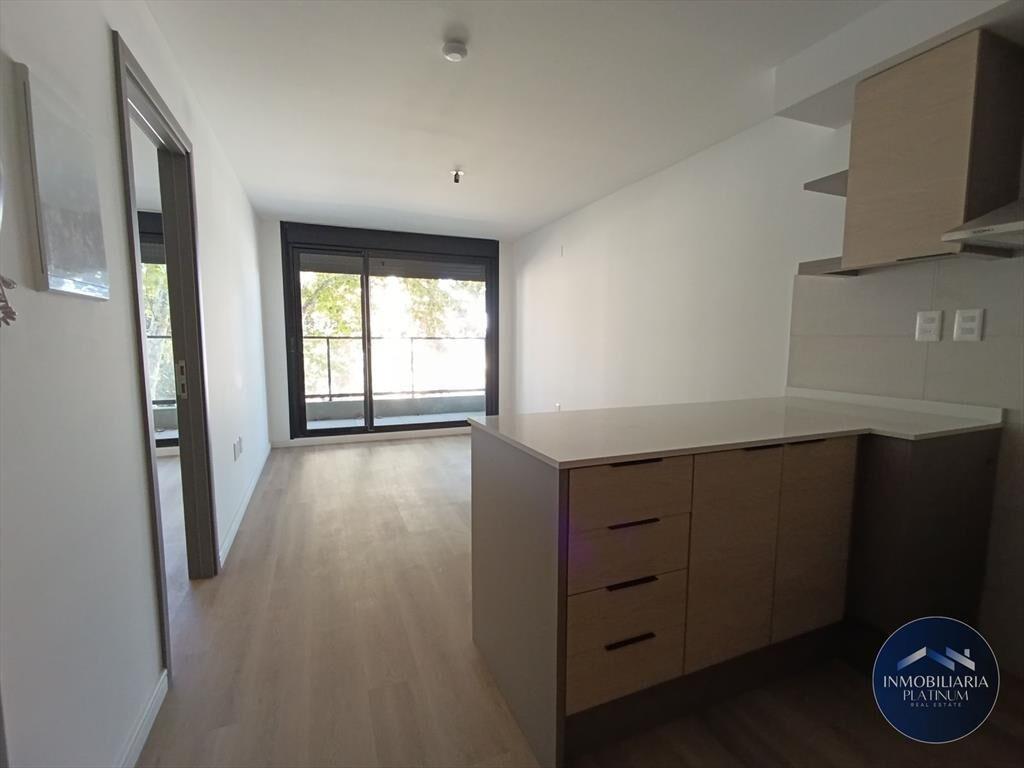 Alquiler apartamento un dormitorio con cochera a estrena...