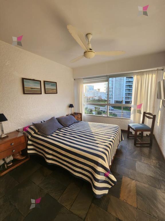 Departamento de 1 dormitorio en venta en complejo