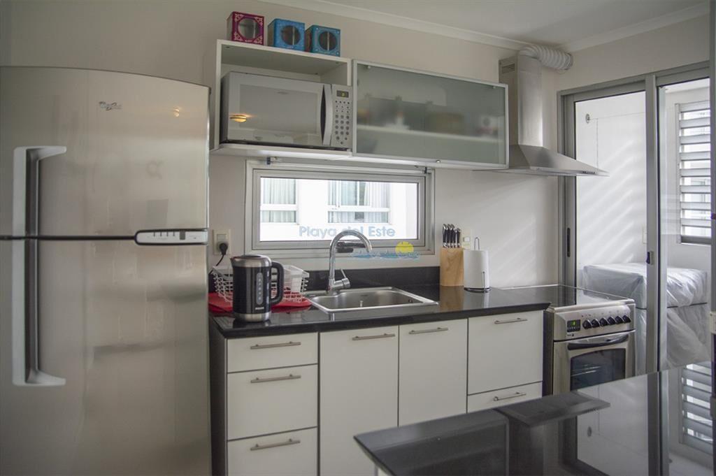 Departamento de 1 dormitorio y medio en venta en