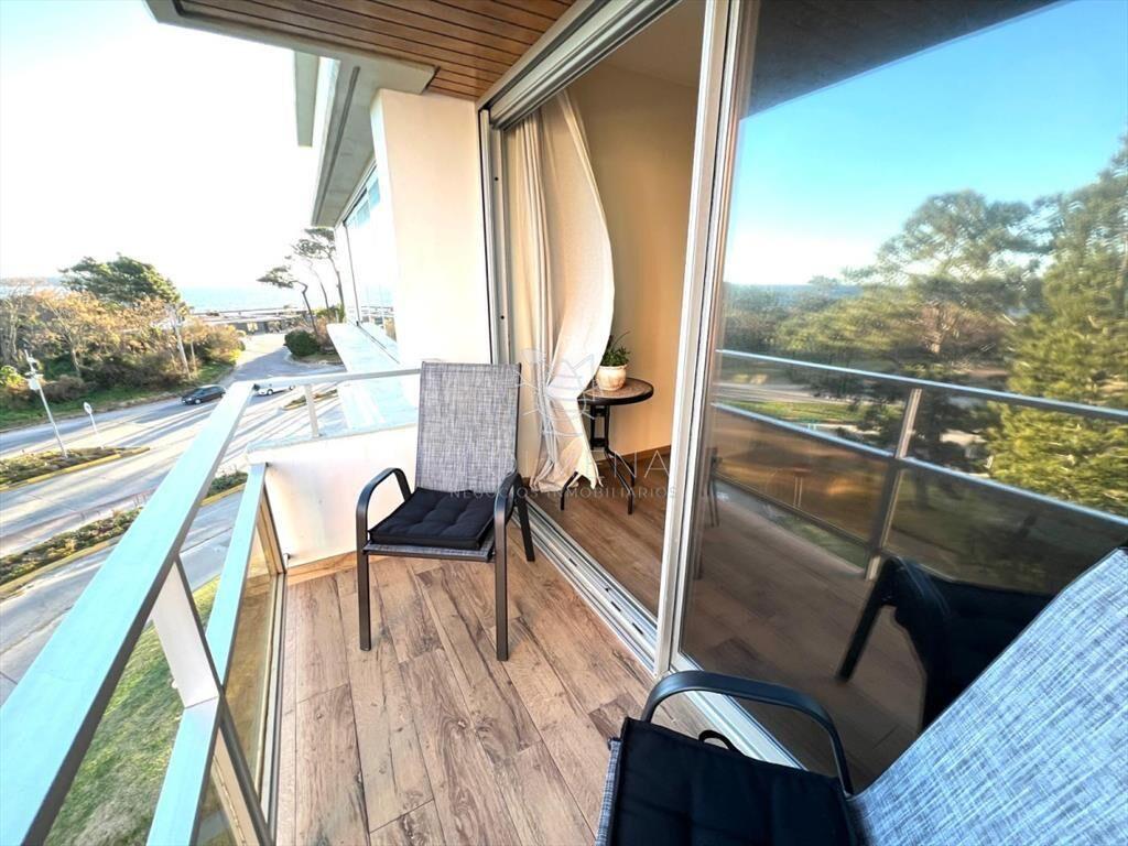 Apartamento en Mansa, Punta del Este.
