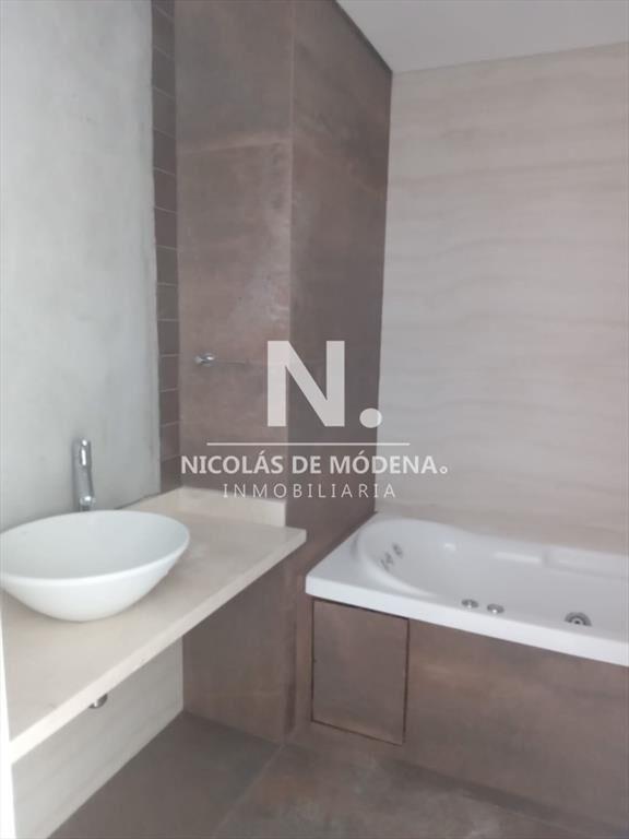 Departamento en venta a metros del mar. Miami II