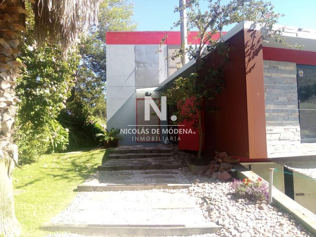Hermosa casa en venta de 2 dormitorios.