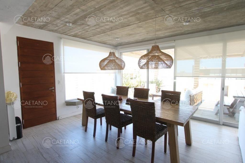 Casa 3 dormitorios en alquiler temporal Montoya