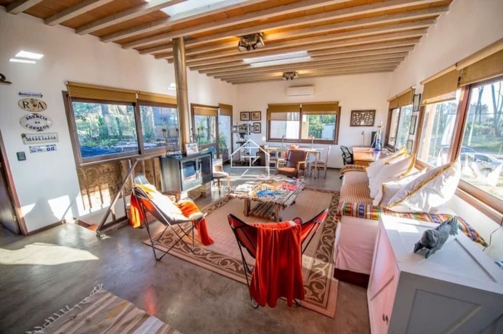 hermosa casa en Punta Ballena