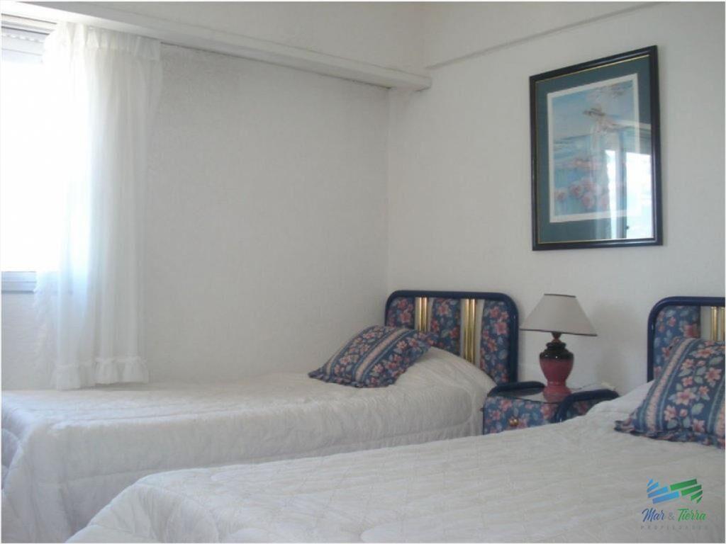 Apartamento en venta en Península, piso alto con