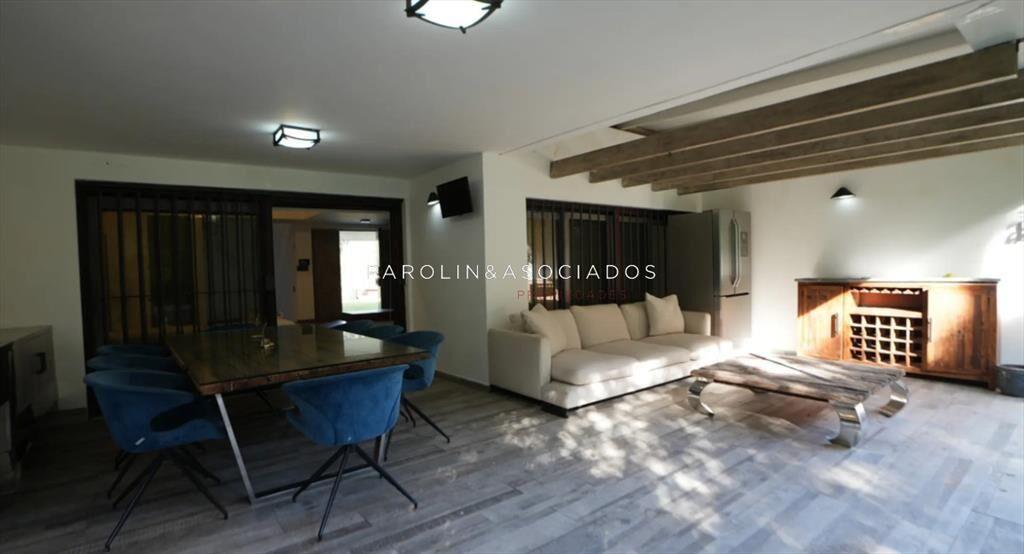 Casa en Venta de 3 Dormitorios, ubicada en Playa