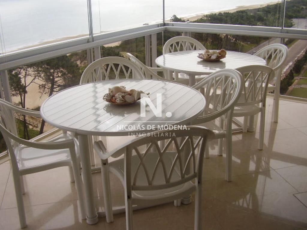 Esplendido departamento en venta con panorama al