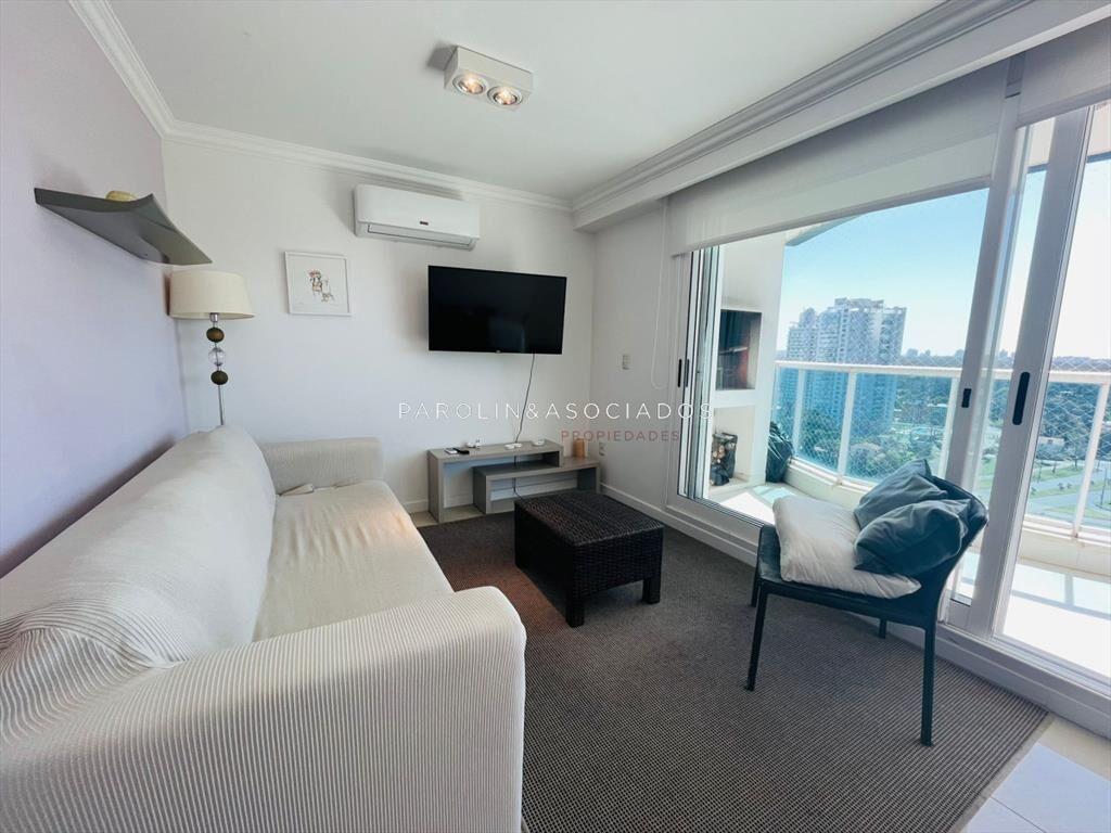 Apartamento en venta de 3 dormitorios en Casino Tower, Punt