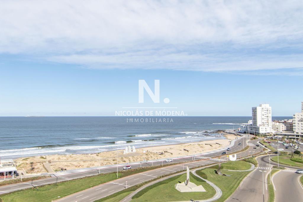 Imperiale Apartamento Punta del Este Tres Dormitorios en Su
