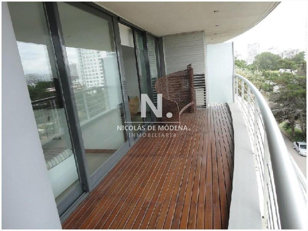 Apartamento en Venta de 2 dormitorios a cuadras ,
