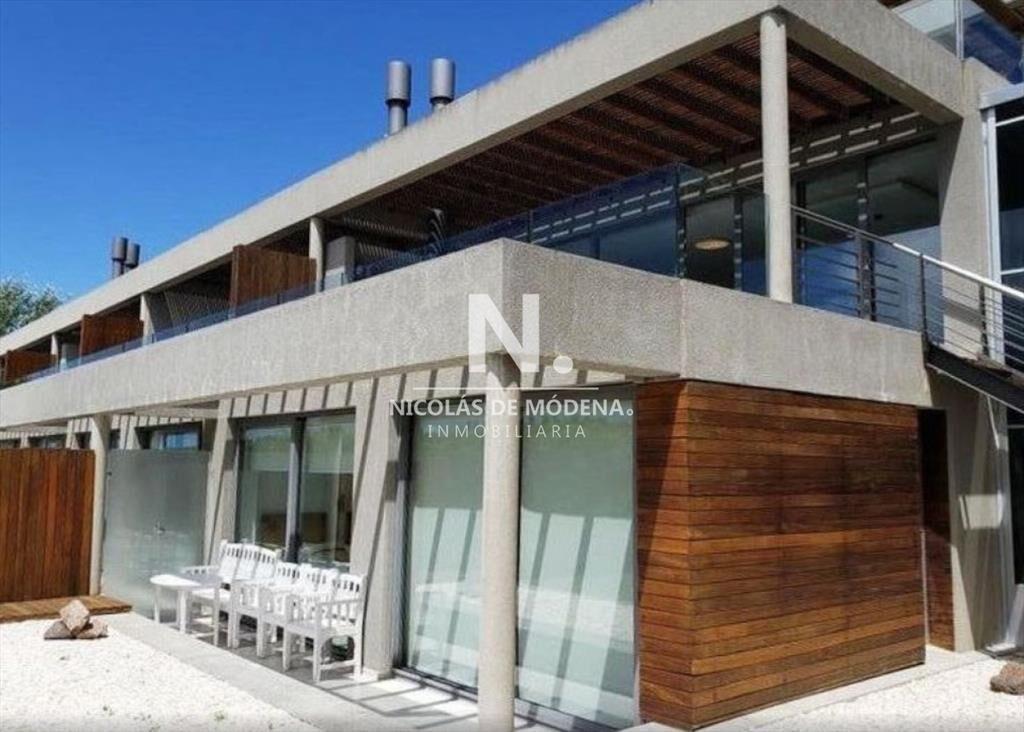 Apartamento en Venta de 3 dormitorios en el Alta