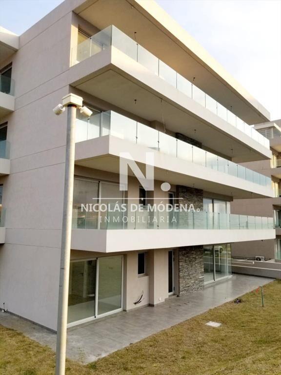 Apartamento de 2 dormitorios en Playa Mansa , del