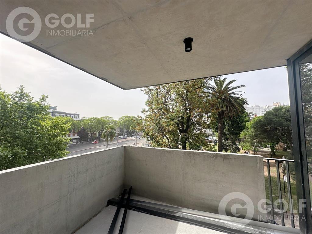 Venta de Loft al frente en Pocitos