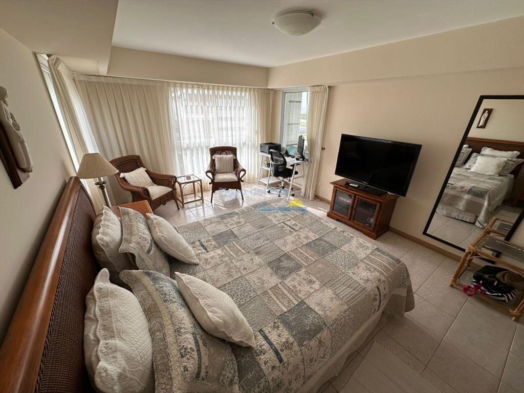 Apartamento en Alquiler de 3 dormitorios en Punta