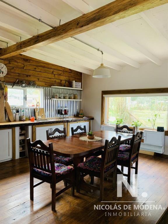 Casa en Venta a 50 metros del Mar, 4 dormitorios, Balneario