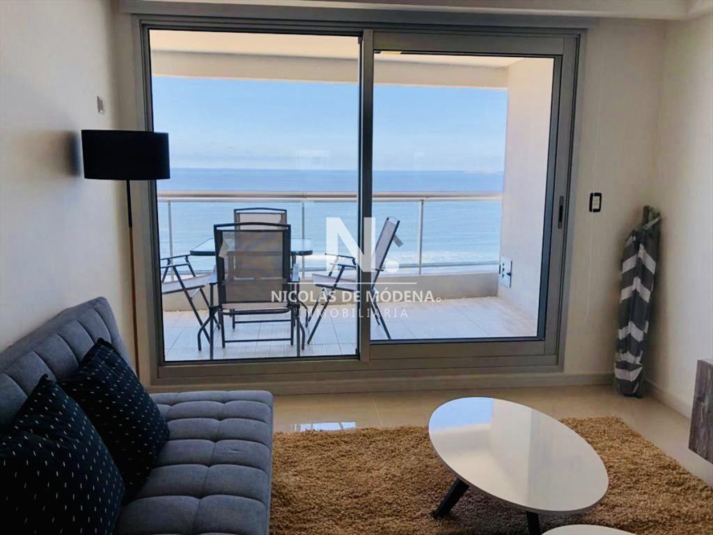 Apartamento de dos dormitorios con parrillero,