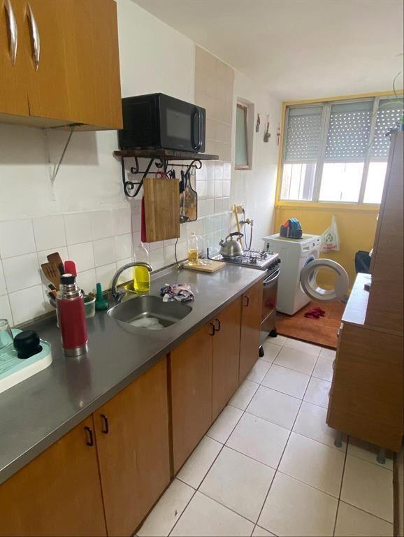 Apartamento de cuatro dormit. en venta en Complejo América