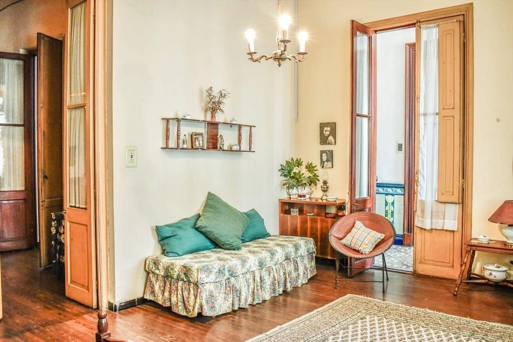 GRAN CASA EN VENTA – CENTRO DE PAYSANDU